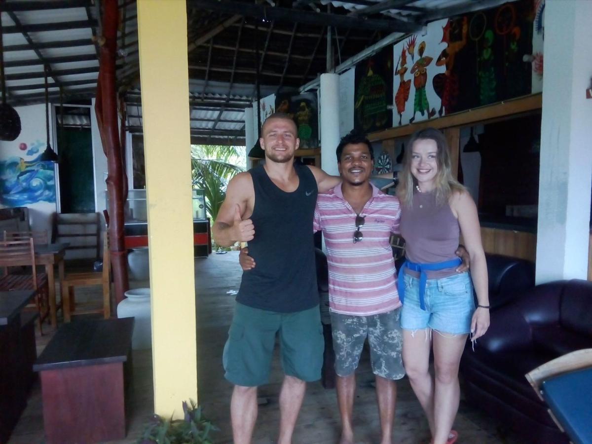 Gems Garden Guest House Tangalle Esterno foto